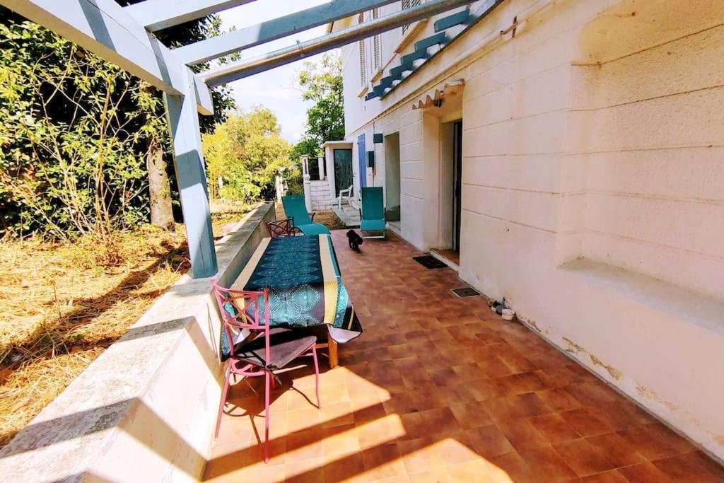 Maison De Charme A 200 Bord De Mer, Terrasse, Jardin- Lesclesdenicole Le Pradet Dış mekan fotoğraf